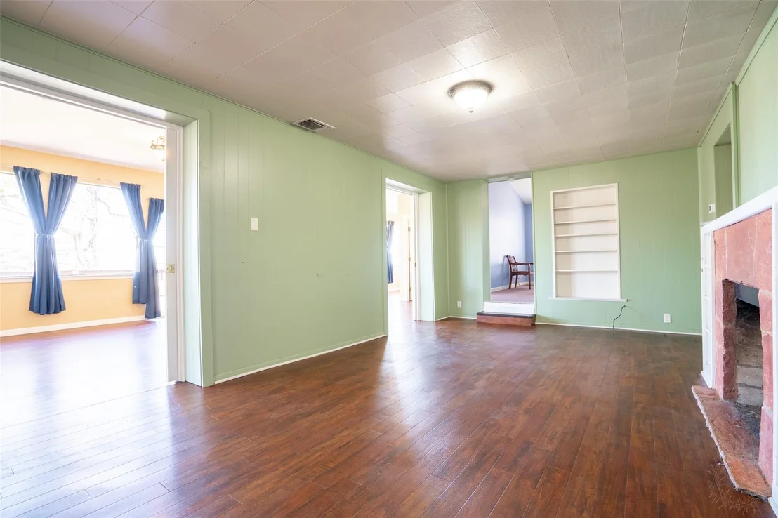 Photo of 9520 Heron Drive