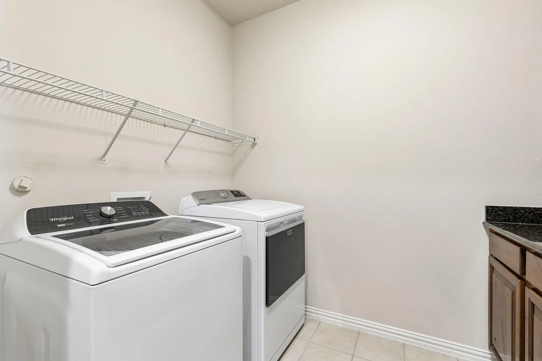 Photo of 400 Komron Court