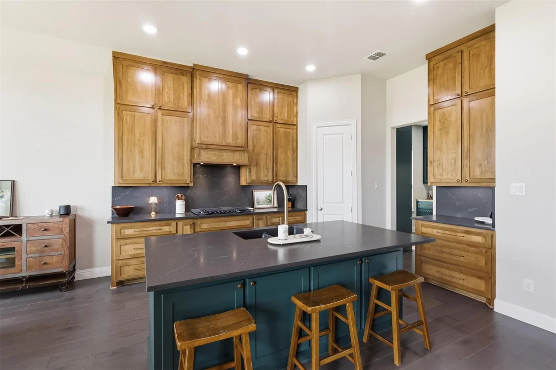 Photo of 3437 Ridgecross Drive