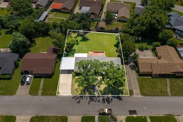 Photo of 1813 King Cole Drive