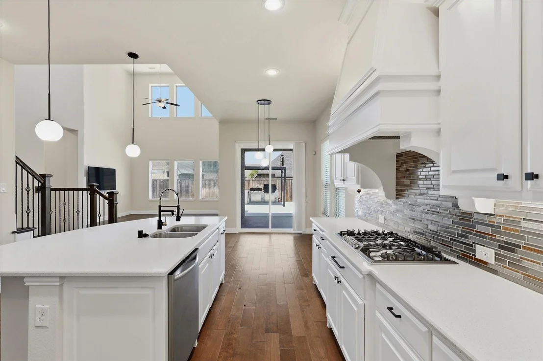 Photo of 2433 Mare Road