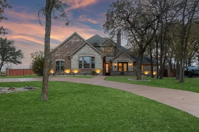 Photo of 5829 Lakeside Drive