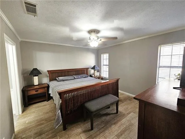 Photo of 804 Crestline Drive