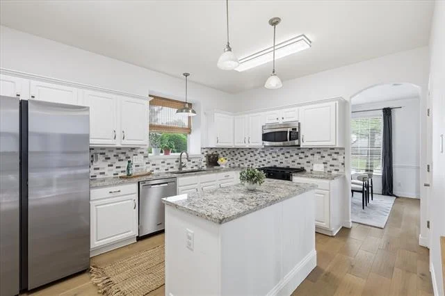 Photo of 5401 Palace Drive