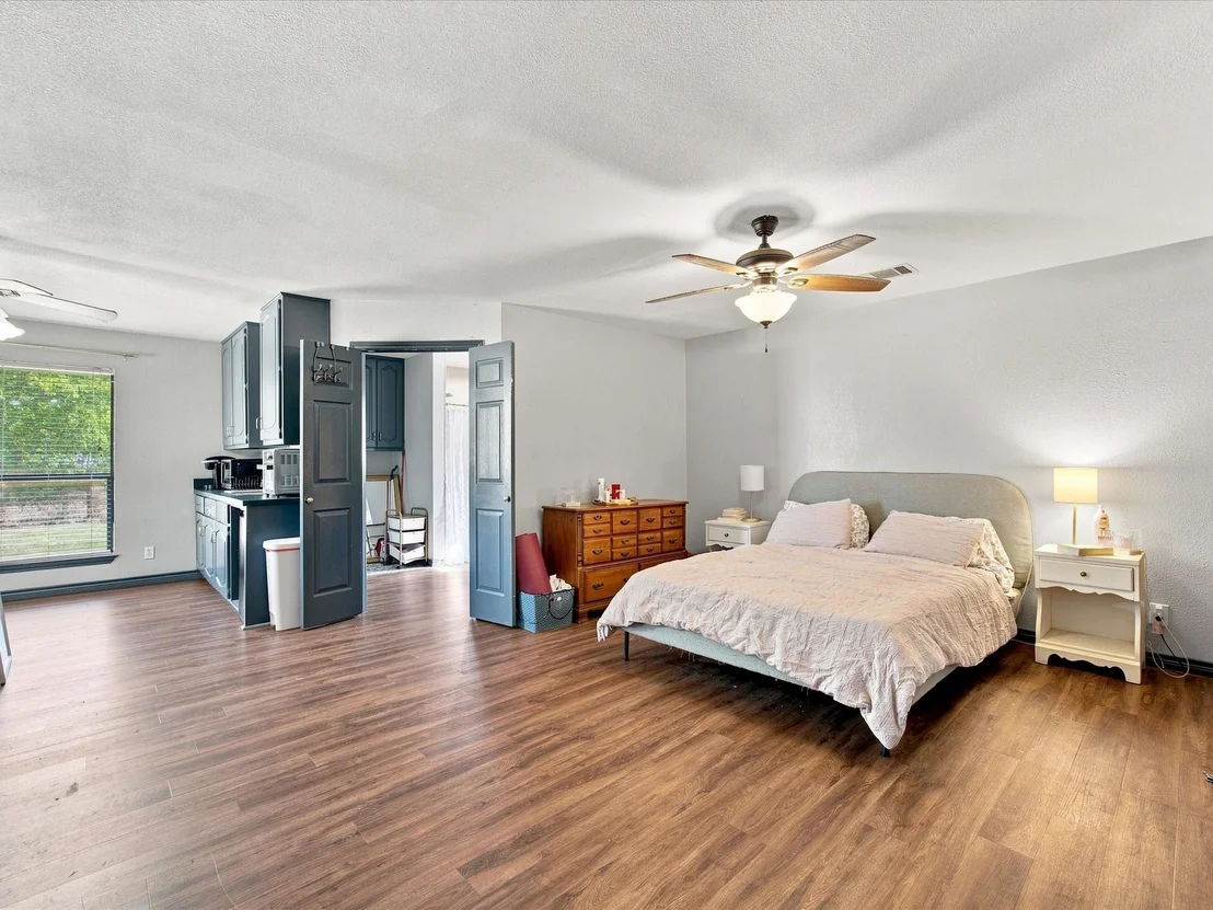 Photo of 840 Lynn Ann Drive