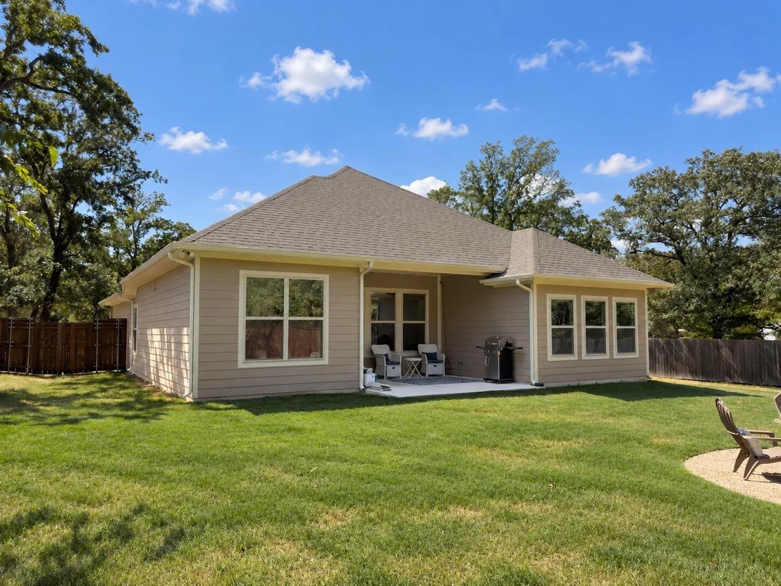 Photo of 214 Colt Drive