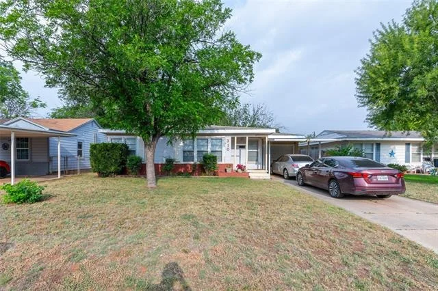 Photo of 310 Hawthorne Street
