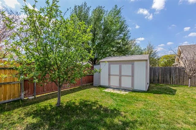 Photo of 8515 Lamplight Court