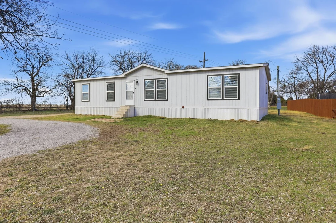 Photo of 350 County Road 4905