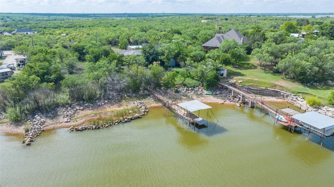 Photo of 9732 Cove Road