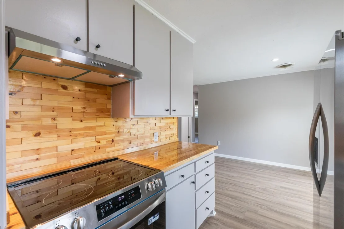 Photo of 320 S 12th Street