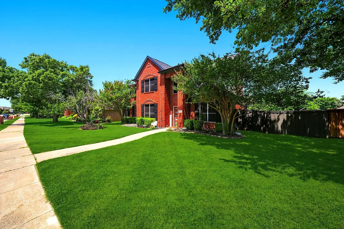 Photo of 1717 Chase Oaks Drive