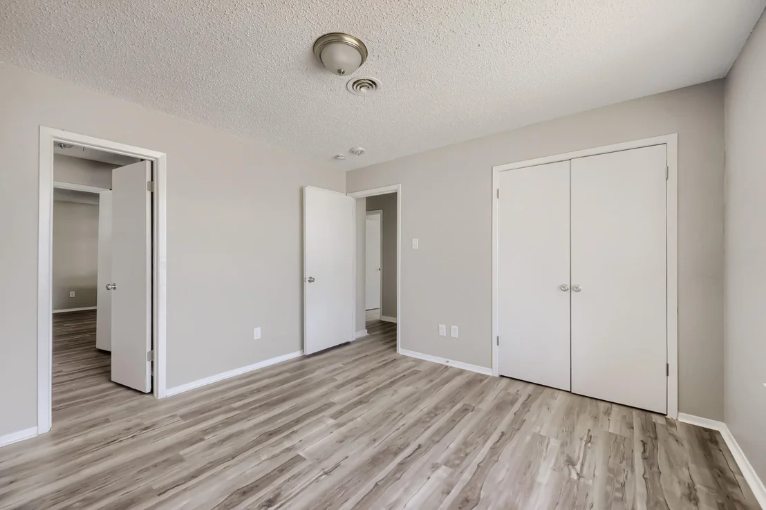 Photo of 2185 Jana Lane