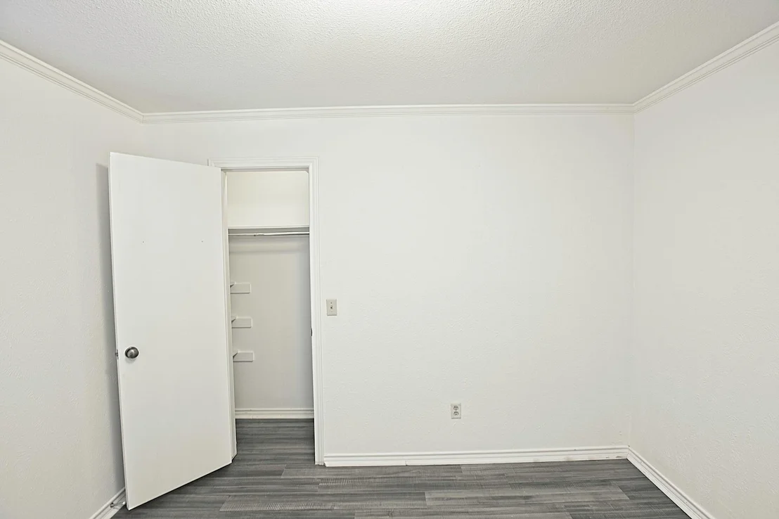Photo of 1700 Huron Trail