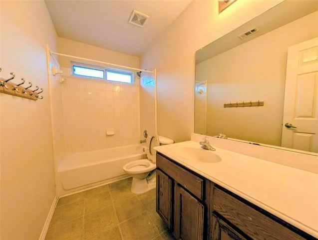 Photo of 801 Mahogany Drive