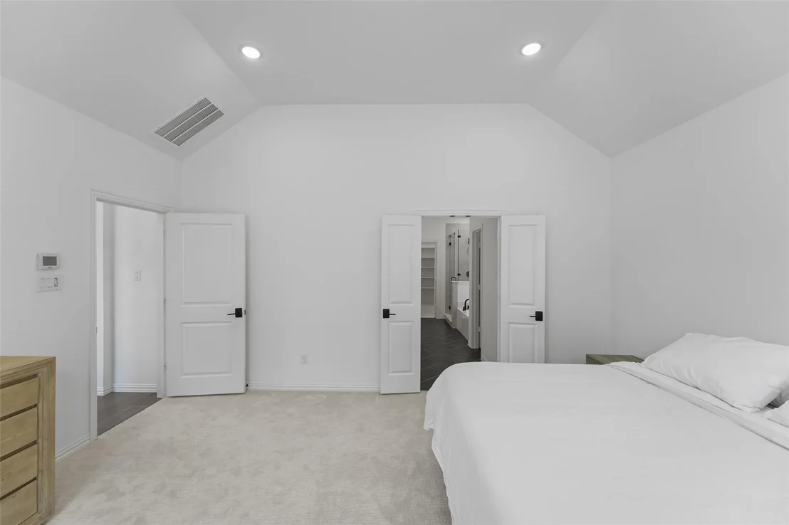 Photo of 6012 Mapleshade Way