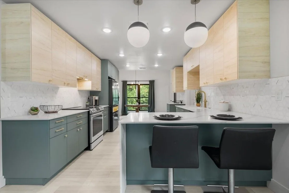 Photo of 215 Brookside Drive