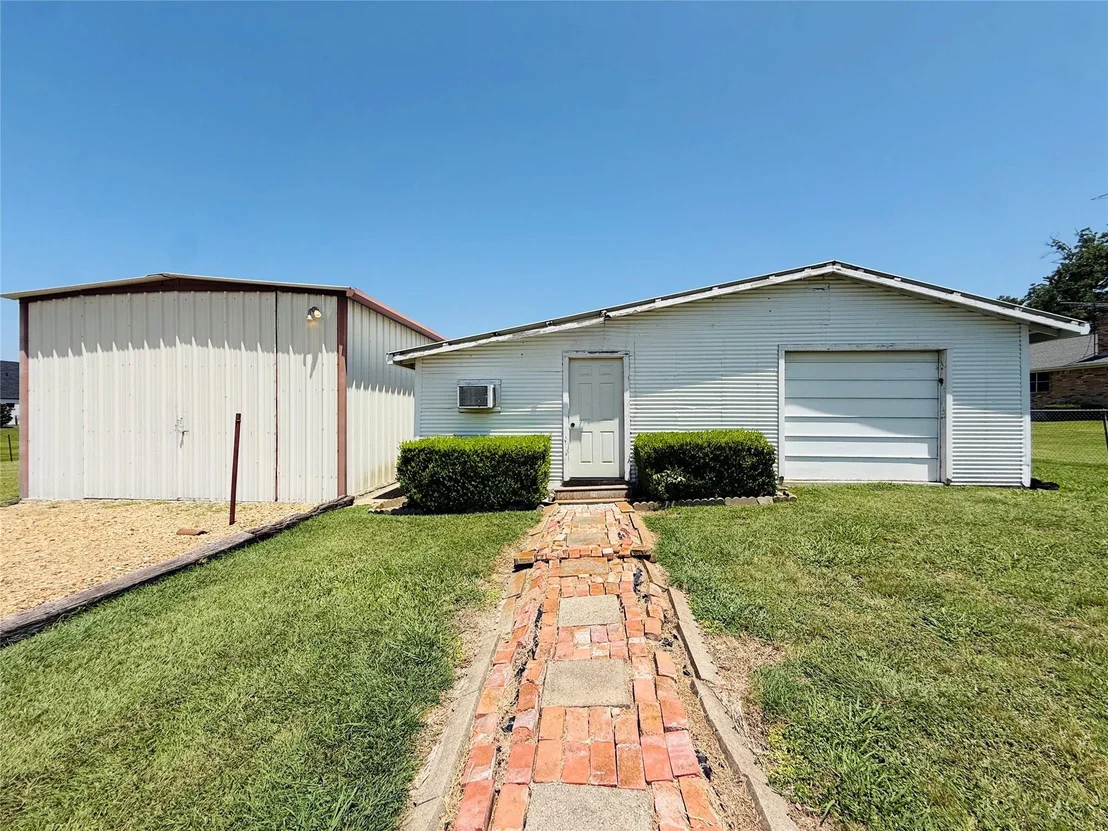 Photo of 1117 Laurence Drive