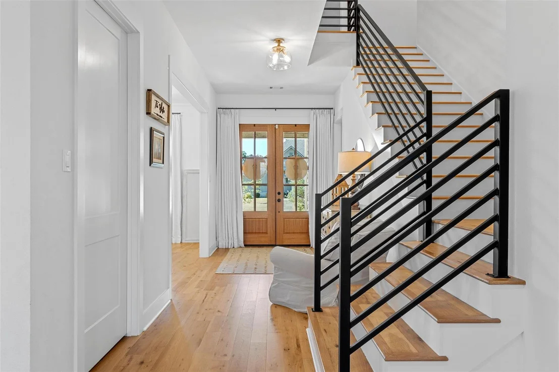 Photo of 216 Wycliff Drive