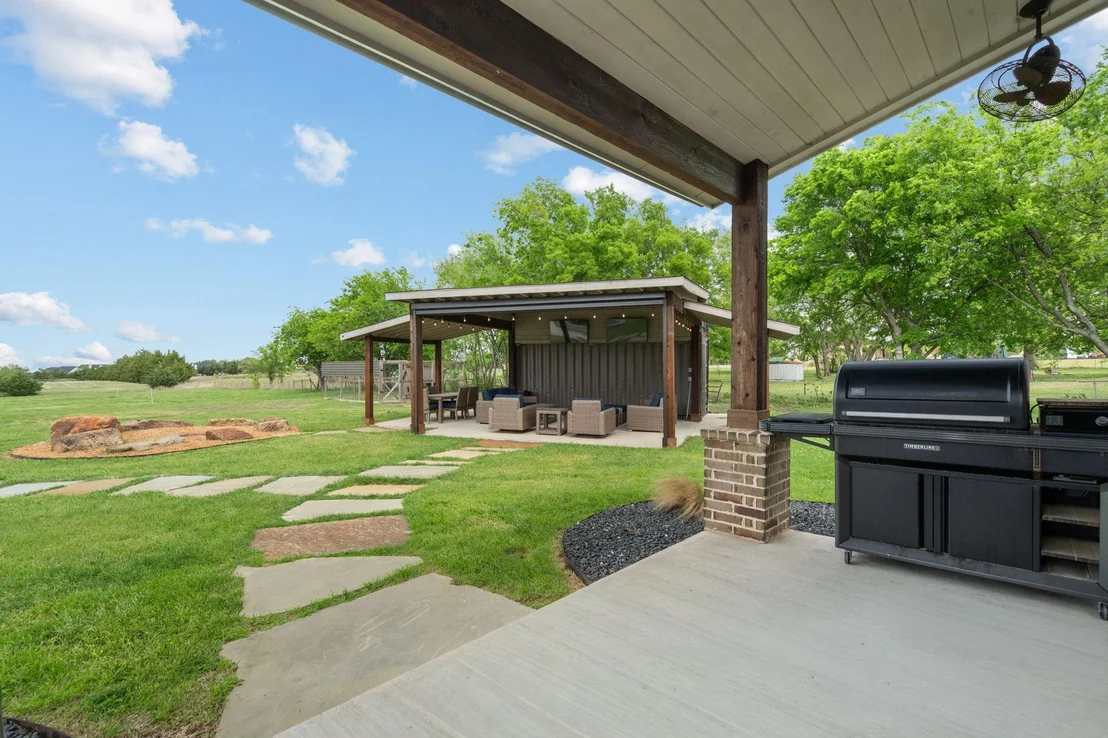 Photo of 828 Cornelius Road