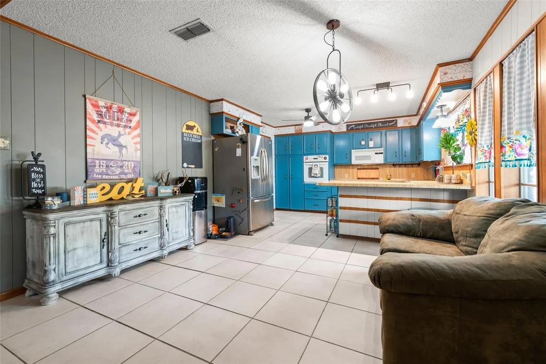 Photo of 1017 Chriswood Drive