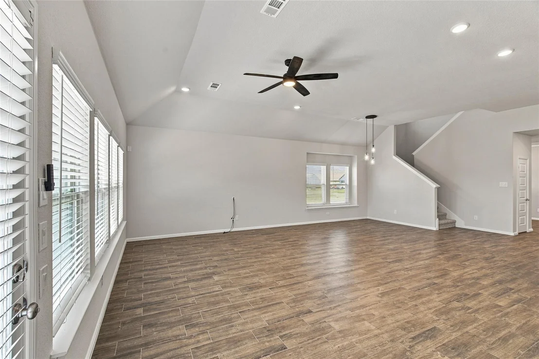 Photo of 1345 Fox Glen Trail