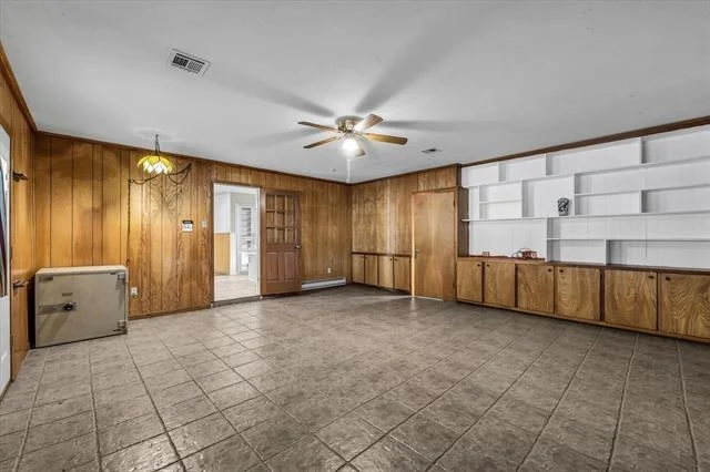 Photo of 4325 Shady Glen Drive