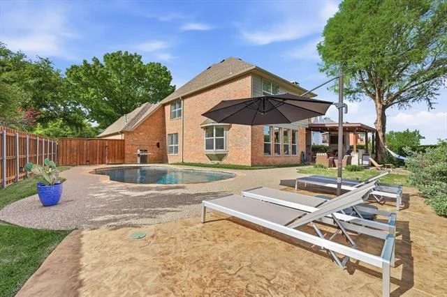 Photo of 1048 Basilwood Drive