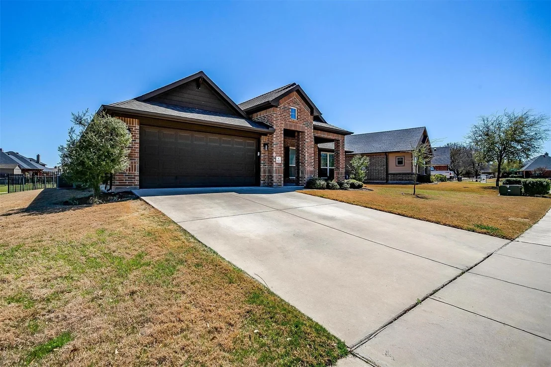 Photo of 1023 Saint Andrews Drive