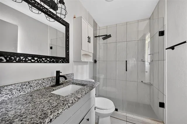 Photo of 2403 Robin Circle