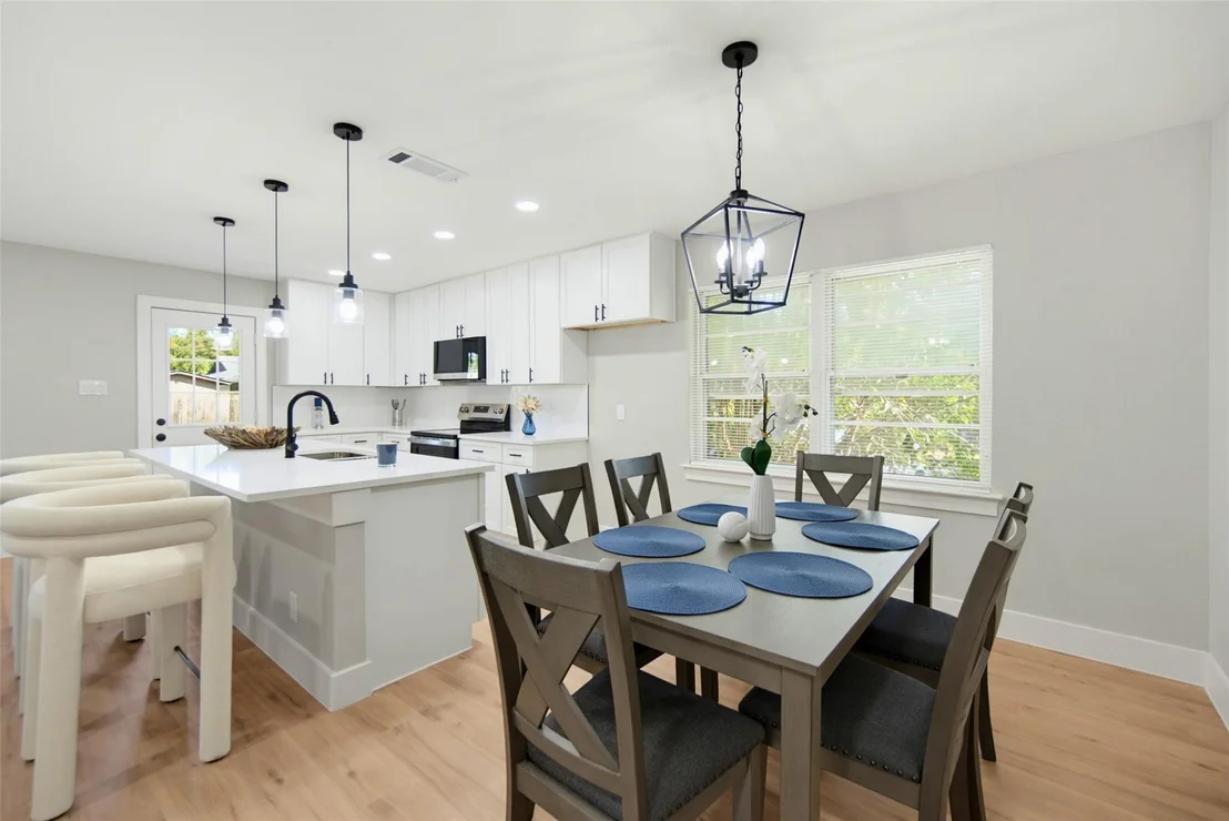 Photo of 3049 Latham Drive