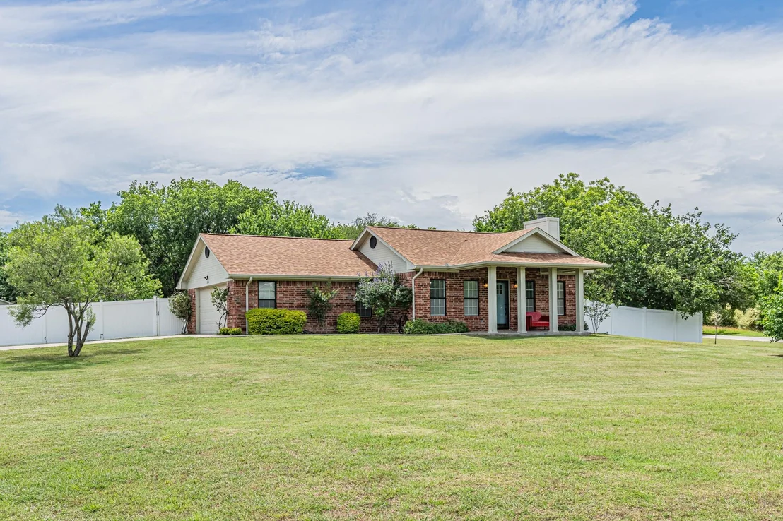 Photo of 204 S Spring Branch Trail