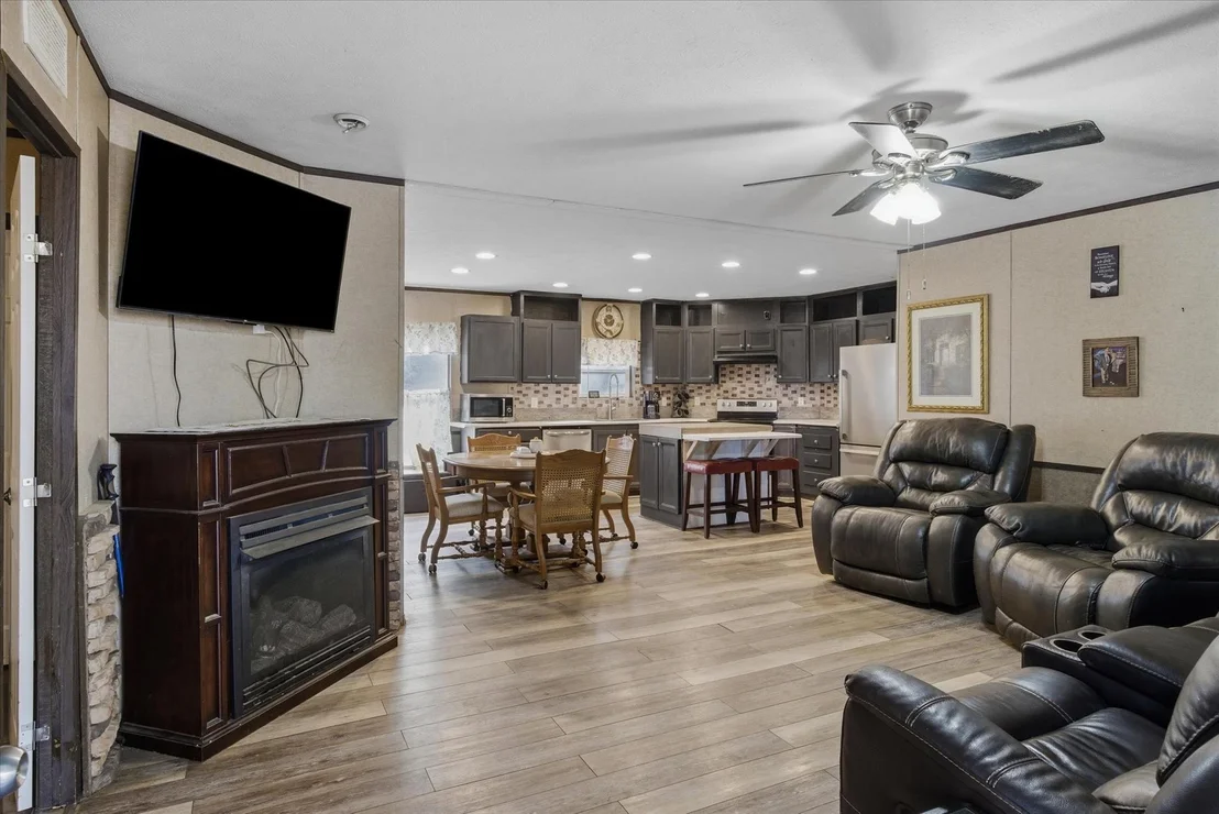 Photo of 331 Private Road 5387