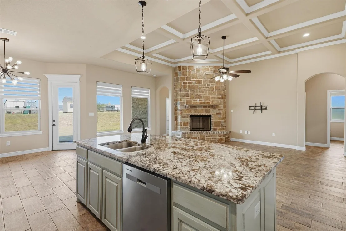 Photo of 8600 County Road 1229