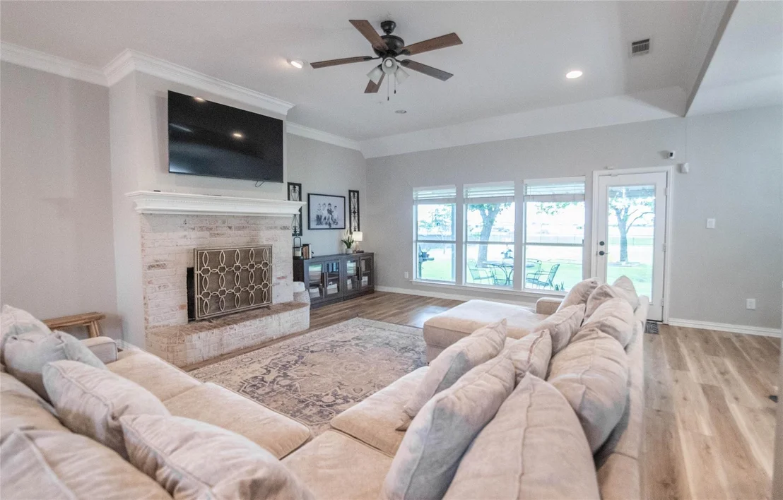 Photo of 1393 W Alamosa Drive