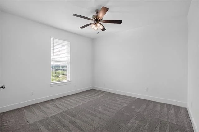 Photo of 1040 Agnes N