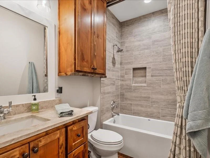 Photo of 8595 Toler Pointe