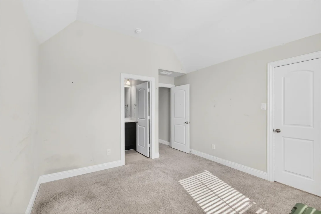 Photo of 2604 Silver Leaf Drive