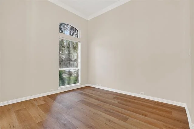 Photo of 6864 Bushnell Drive
