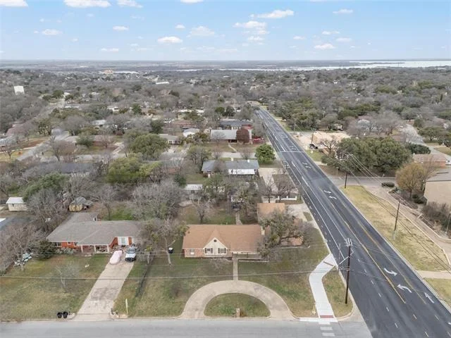 Photo of 9101 Midway Drive