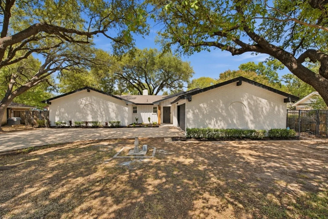 Photo of 4905 Rock River Drive