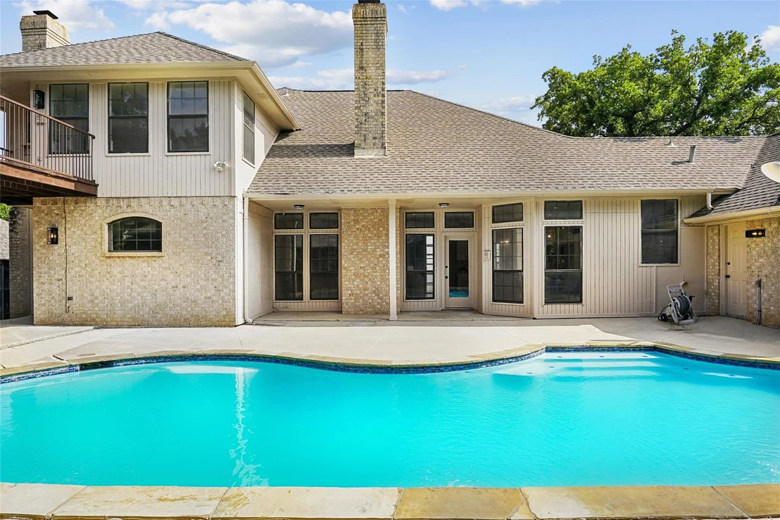 Photo of 6006 Millwood Drive
