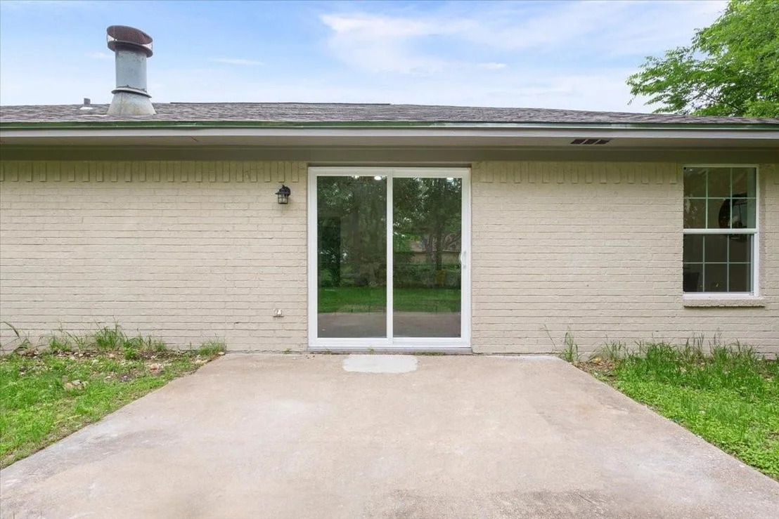 Photo of 329 Applewood Lane