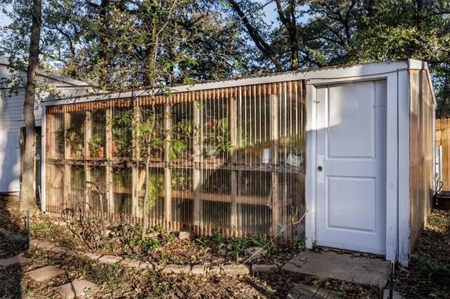 Photo of 9953 Greentree Lane