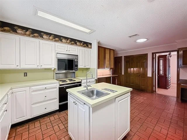 Photo of 13001 Stonebridge Road