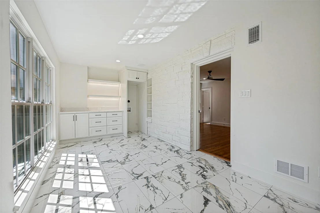 Photo of 4301 Glenwick Lane