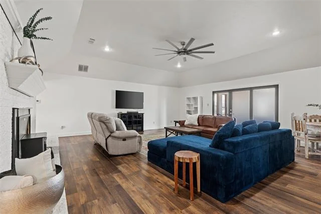 Photo of 2604 Dana Street