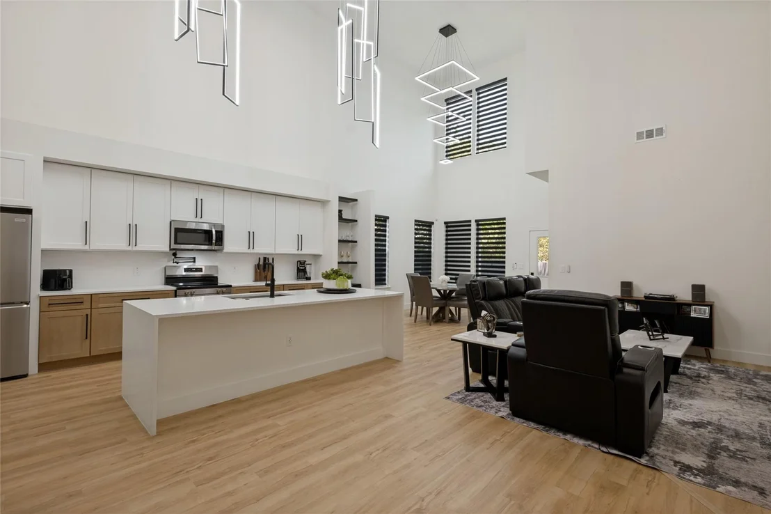 Photo of 4215 Canada Drive