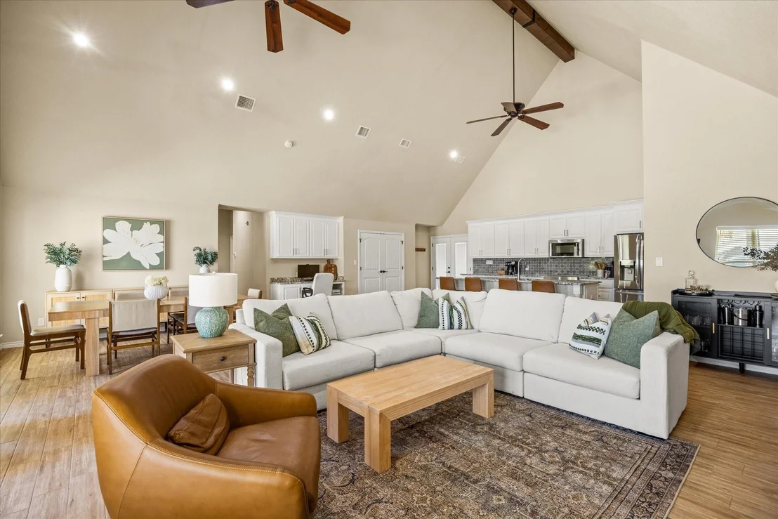 Photo of 4100 Apache Trail Court