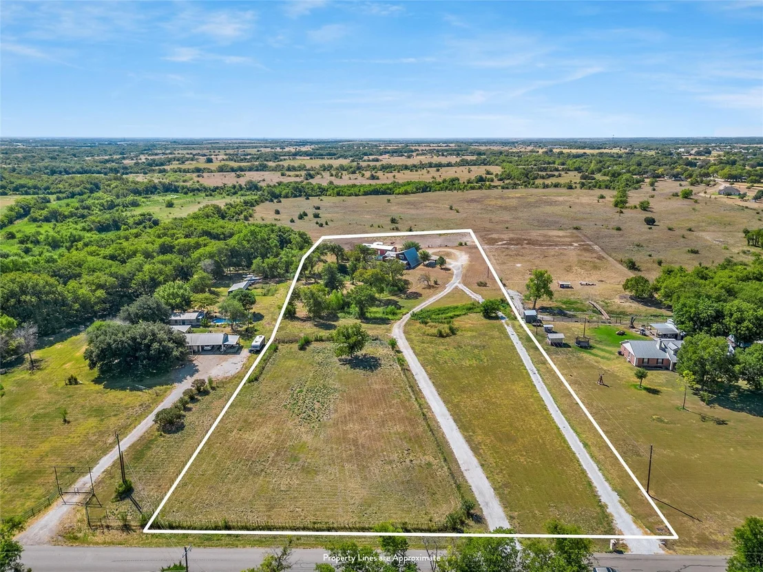 Photo of 518 Warren Road